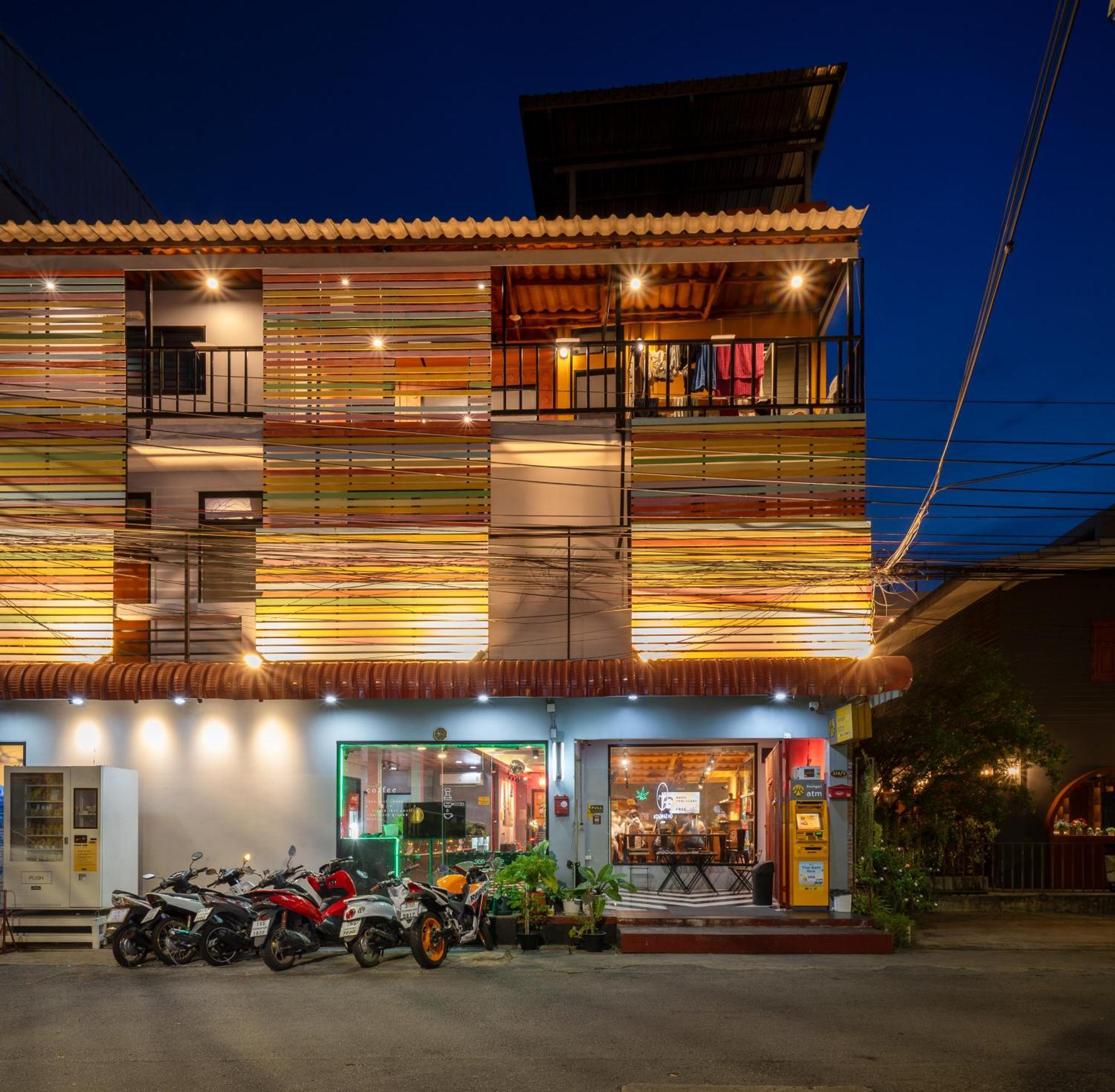 Oh Hostels - Bangkok Exterior photo